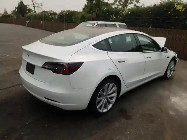 5YJ3E1EA3KF472476 2019 TESLA MODEL 3-3