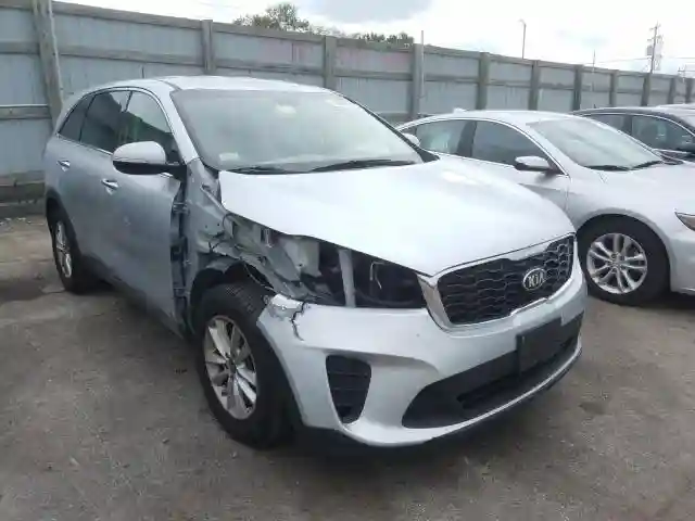 5XYPGDA55KG551503 2019 KIA SORENTO LX-0