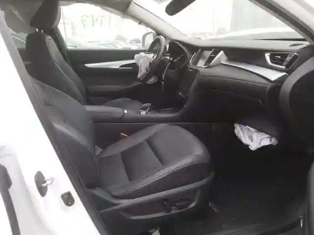 3PCAJ5M14KF134581 2019 INFINITI QX50 ESSENTIAL-4