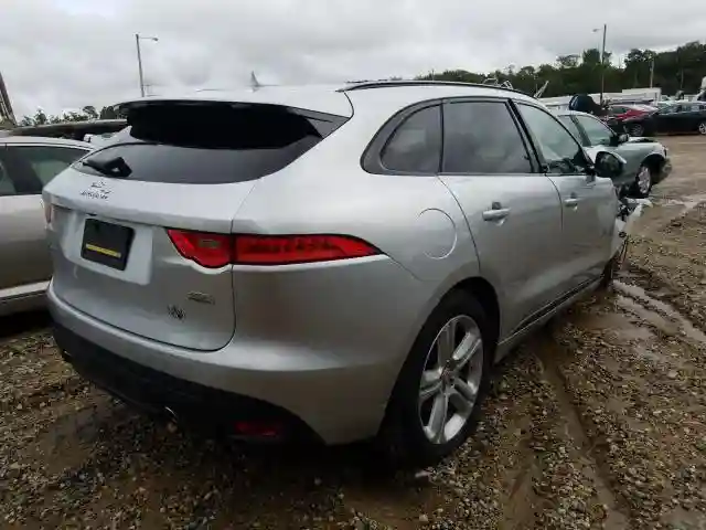 SADCL2FX5JA292300 2018 JAGUAR F-PACE R - SPORT-3