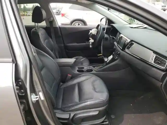 KNDCE3LC2H5051097 2017 KIA NIRO EX TOURING-4