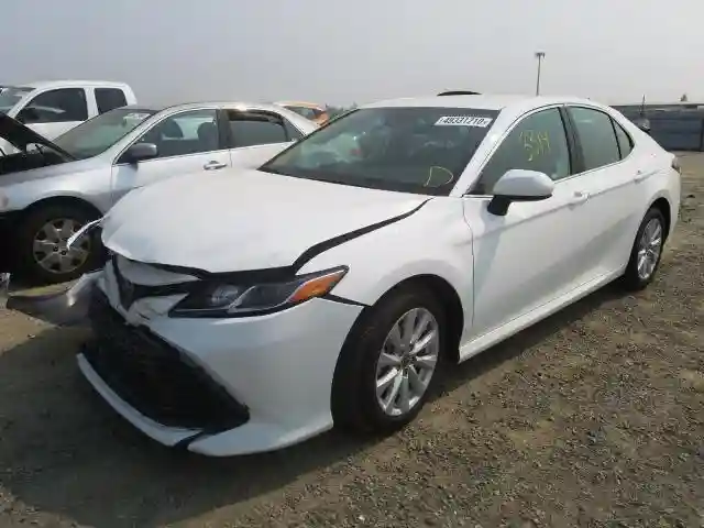 4T1C11AK1LU957519 2020 TOYOTA CAMRY LE-1