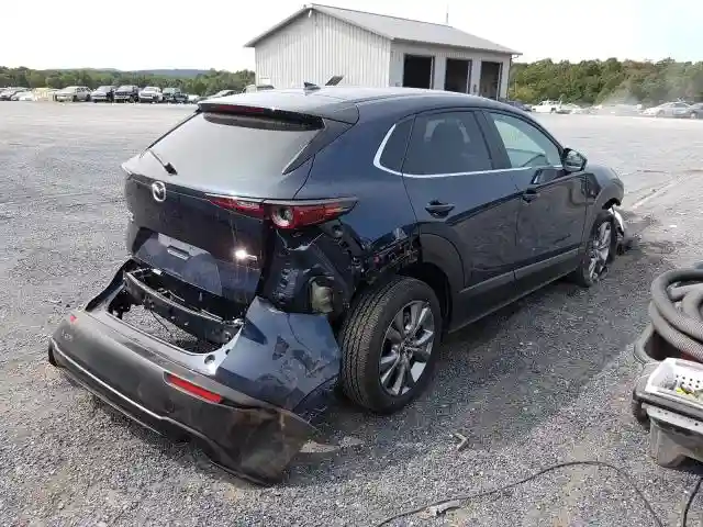 3MVDMBDL0LM132195 2020 MAZDA CX-30 PREFERRED-3