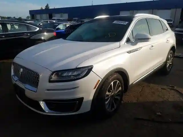 2LMPJ6K95KBL24461 2019 LINCOLN NAUTILUS SELECT-1