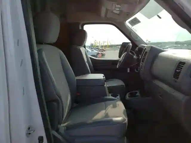 1N6BF0LY5KN811465 2019 NISSAN NV 2500 S-4