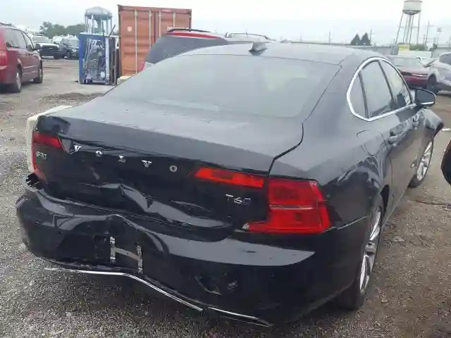 YV1A22MK2H1003522 2017 VOLVO S90 T6 MOMENTUM-3