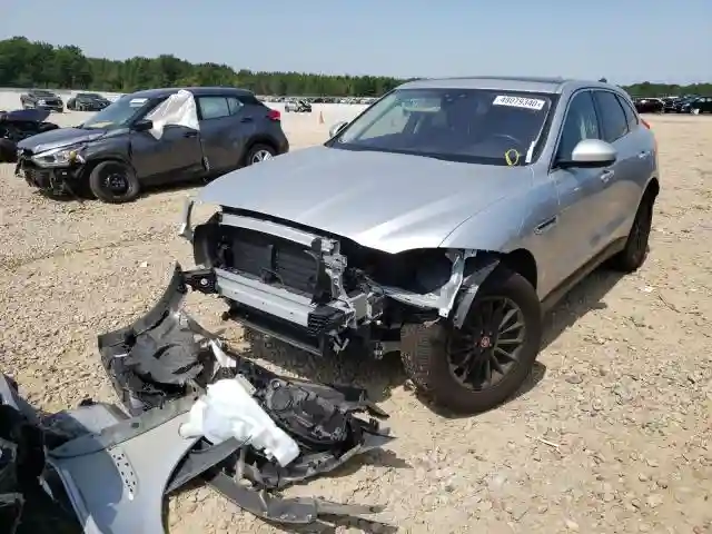 SADCS2FX9KA390122 2019 JAGUAR F-PACE-1