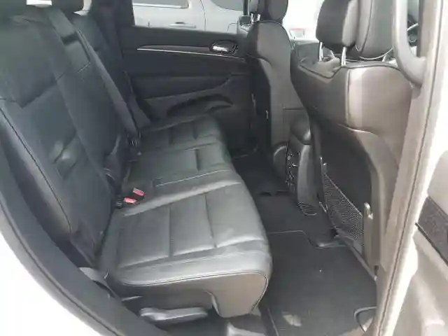 1C4RJFCG0KC835288 2019 JEEP GRAND CHEROKEE OVERLAND-5