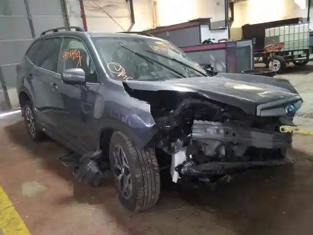 JF2SKAGC1LH455018 2020 SUBARU FORESTER PREMIUM-0