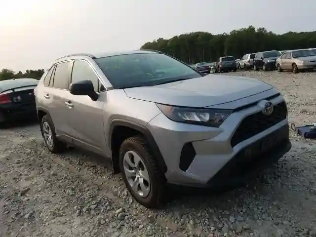 2T3F1RFV6KC050920 2019 TOYOTA RAV4 LE-0