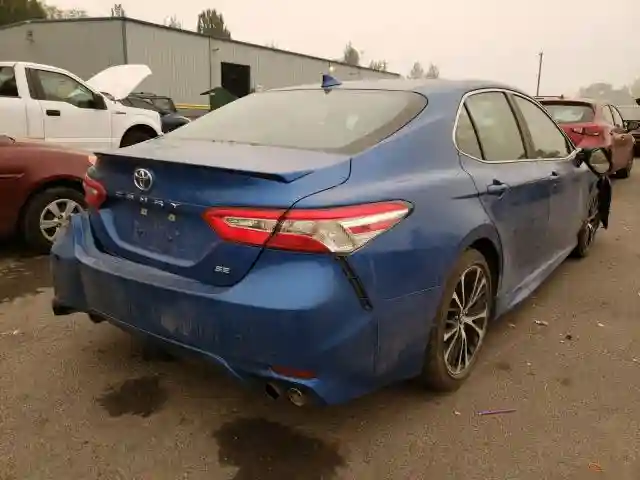 4T1G11AK4LU323770 2020 TOYOTA CAMRY SE-3