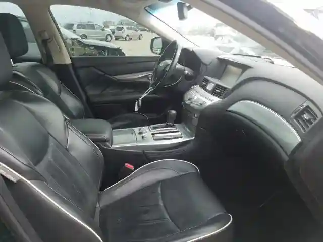 JN1BY1AP8GM220673 2016 INFINITI Q70 3.7-4