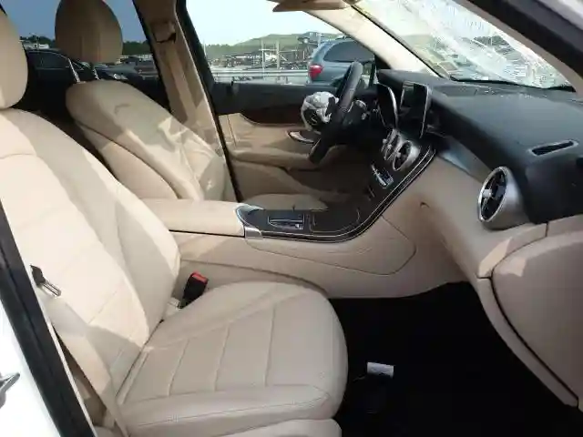 W1N0G8EB6LF825474 2020 MERCEDES-BENZ GLC 300 4MATIC-4