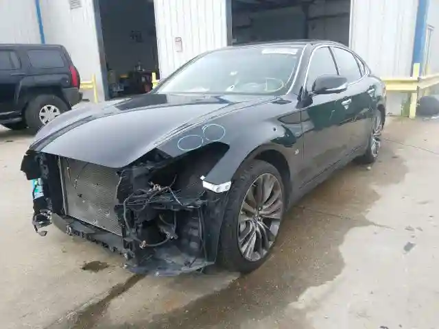 JN1BY1AP8GM220673 2016 INFINITI Q70 3.7-1