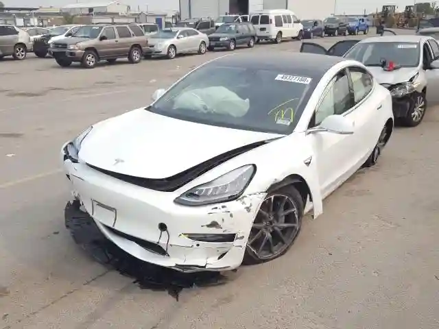 5YJ3E1EB3KF388019 2019 TESLA MODEL 3-1