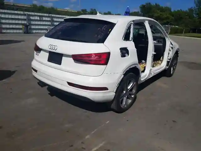 WA1BCCFS8JR016934 2018 AUDI Q3 PREMIUM-3