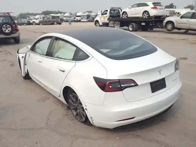 5YJ3E1EB3KF388019 2019 TESLA MODEL 3-2
