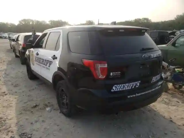 1FM5K8AR4HGC35317 2017 FORD EXPLORER POLICE INTERCEPTOR-2