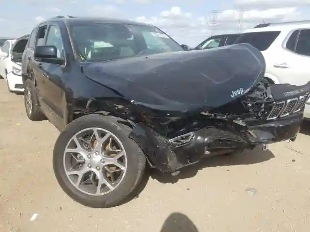 1C4RJFBG3JC135295 2018 JEEP GRAND CHEROKEE LIMITED-0