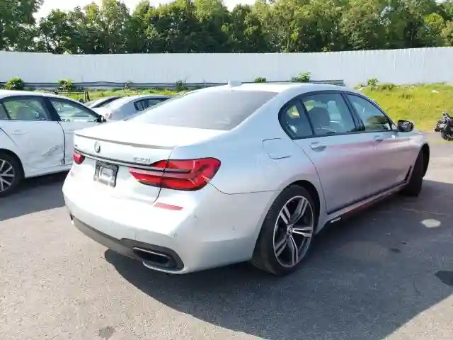 WBA7F2C52JB238855 2018 BMW 750 XI-3