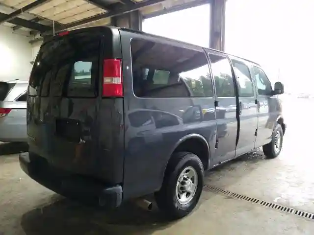 1GNWGEFG2H1100184 2017 CHEVROLET EXPRESS G2500 LS-3