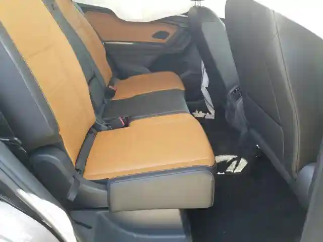 3VV2B7AX5KM052152 2019 VOLKSWAGEN TIGUAN SE-5