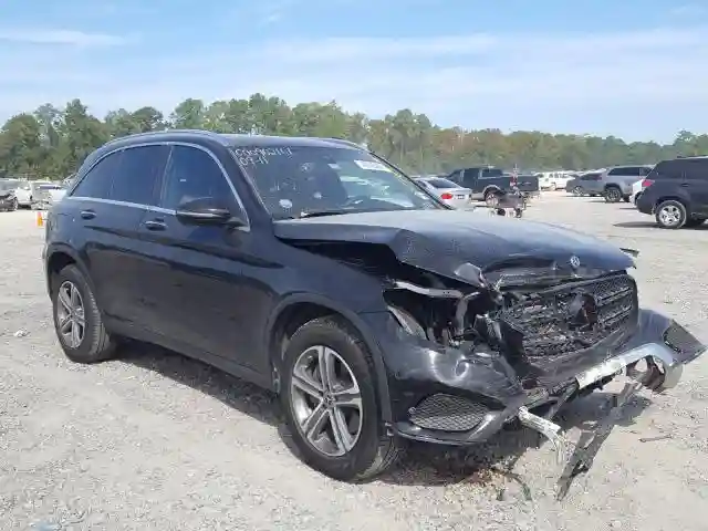 WDC0G4JB6KF586071 2019 MERCEDES-BENZ GLC 300-0