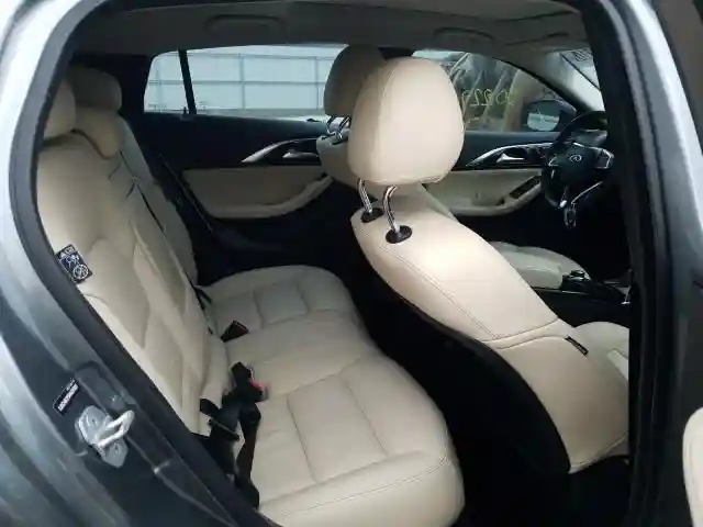 SJKCH5CP5HA024020 2017 INFINITI QX30 BASE-5