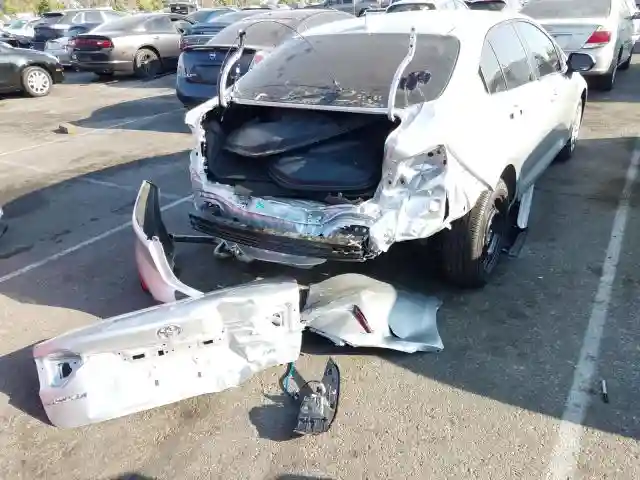 JTDEPMAE4MJ128826 1921 TOYOTA COROLLA LE-3
