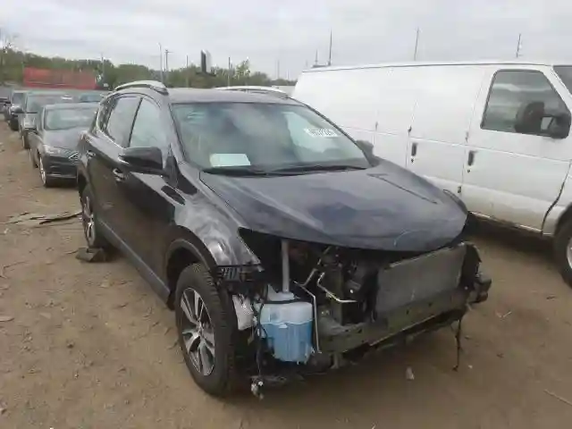 2T3RFREV5JW833630 2018 TOYOTA RAV4 ADVENTURE-0