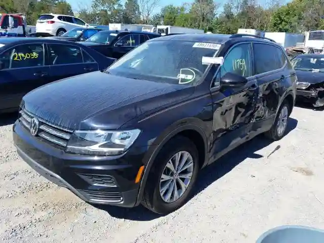 3VV2B7AX5KM052152 2019 VOLKSWAGEN TIGUAN SE-1