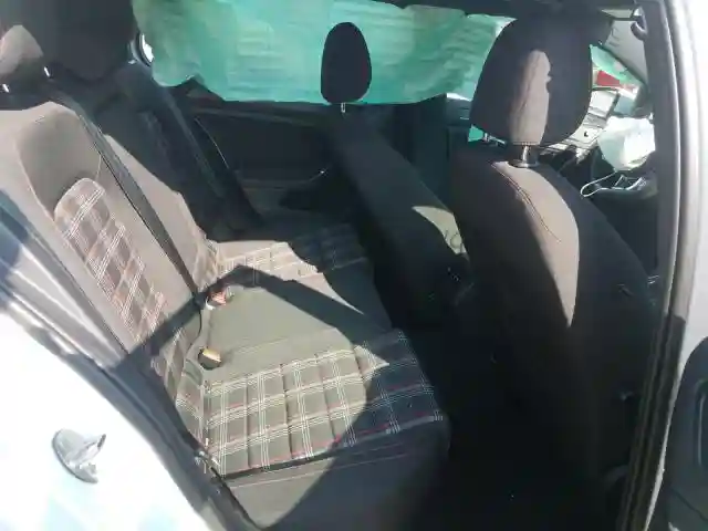3VW6T7AU4KM032815 2019 VOLKSWAGEN GTI AUTOBAHN-5