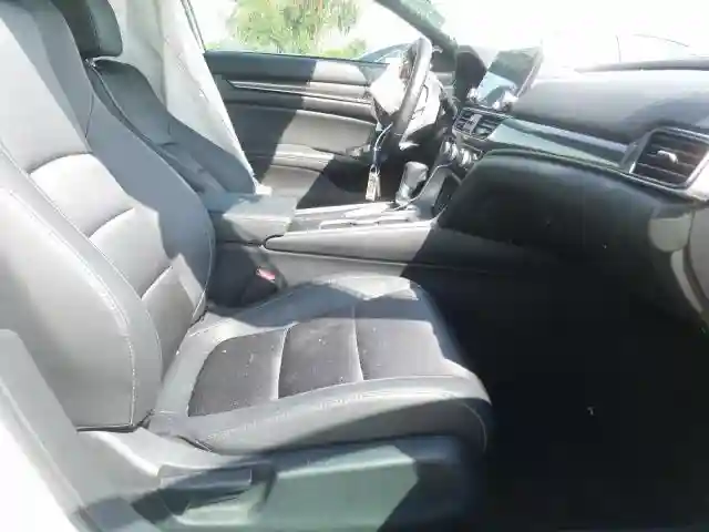 1HGCV1F32KA142810 2019 HONDA ACCORD SPORT-4