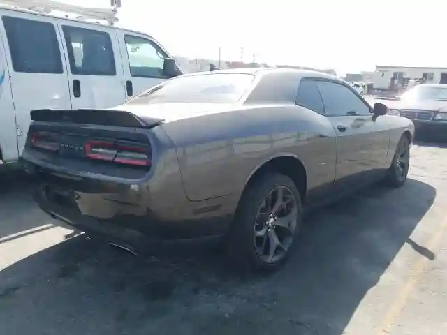 2C3CDZAG1HH633992 2017 DODGE CHALLENGER SXT-3