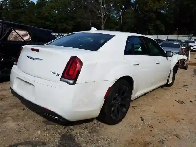 2C3CCABG9KH516185 2019 CHRYSLER 300 S-3