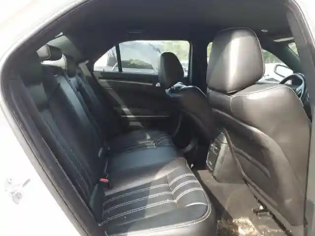 2C3CCABG9KH516185 2019 CHRYSLER 300 S-5
