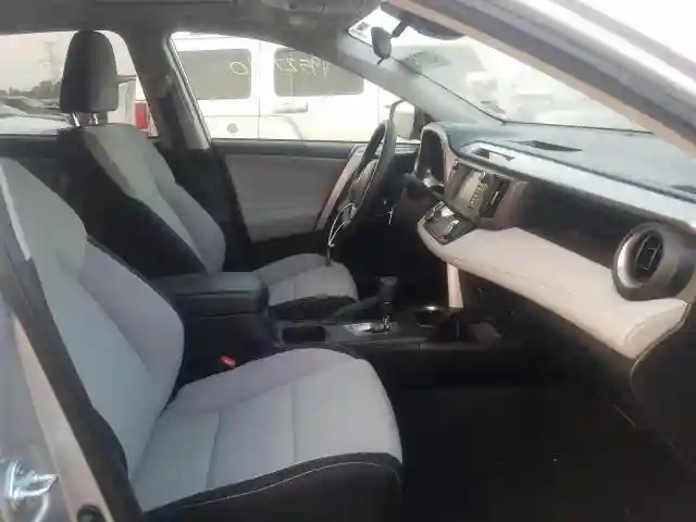 JTMRJREV5GD048223 2016 TOYOTA RAV4 HV XLE-4