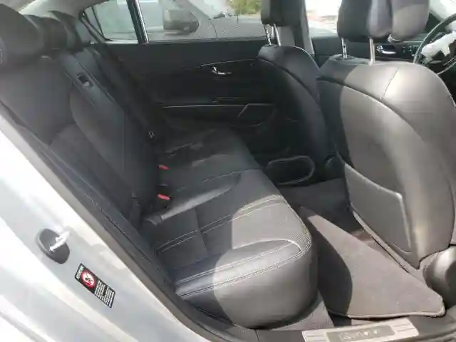 KNALT4D31H6035121 2017 KIA K900-5