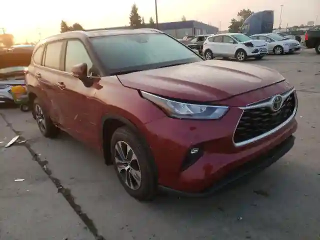 5TDGZRBH2LS510296 2020 TOYOTA HIGHLANDER XLE-0
