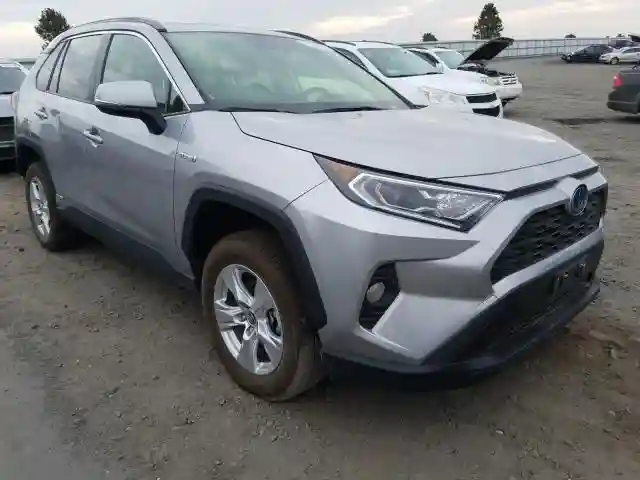 JTMRWRFV9LJ035566 2020 TOYOTA RAV4 XLE-0