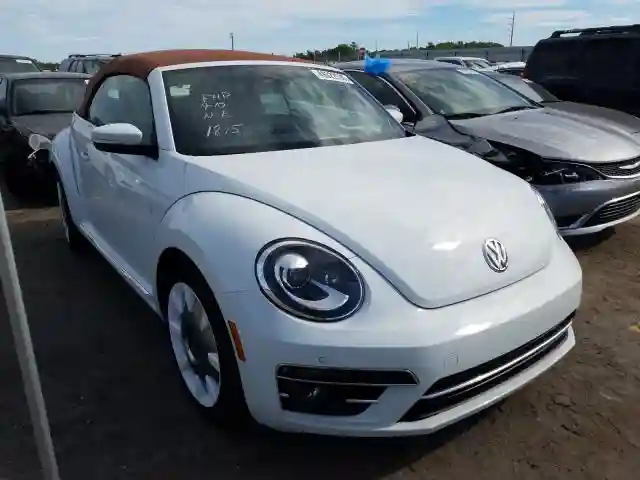 3VW5DAAT5KM501875 2019 VOLKSWAGEN BEETLE S-0