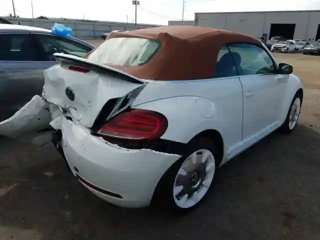3VW5DAAT5KM501875 2019 VOLKSWAGEN BEETLE S-3