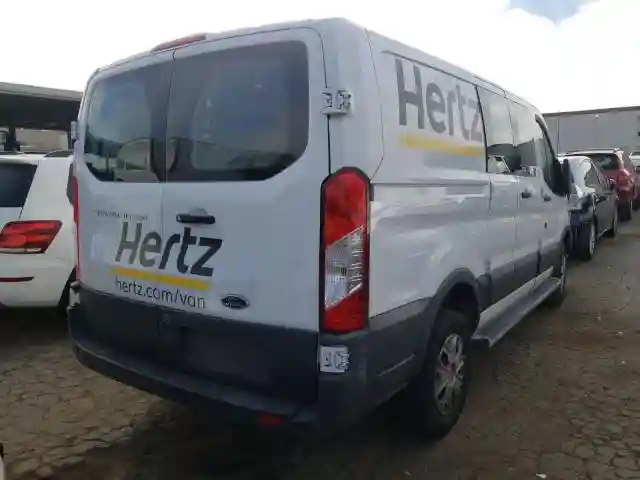 1FTYR1ZM7JKB17004 2018 FORD TRANSIT T-250-3