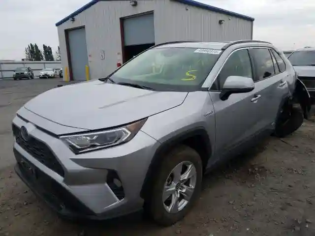 JTMRWRFV9LJ035566 2020 TOYOTA RAV4 XLE-1