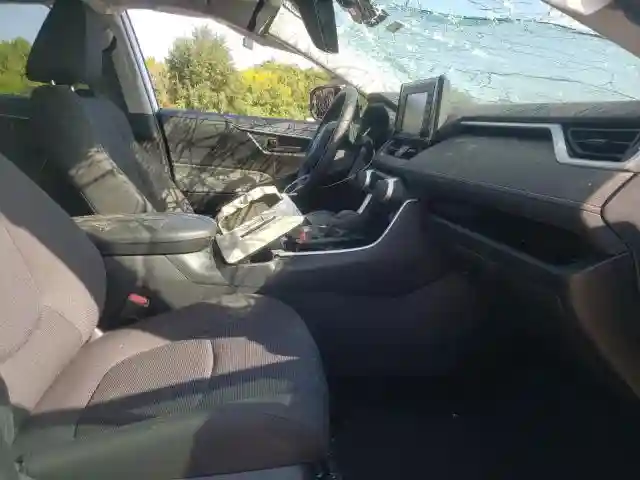 2T3F1RFV5LC113815 2020 TOYOTA RAV4 LE-4