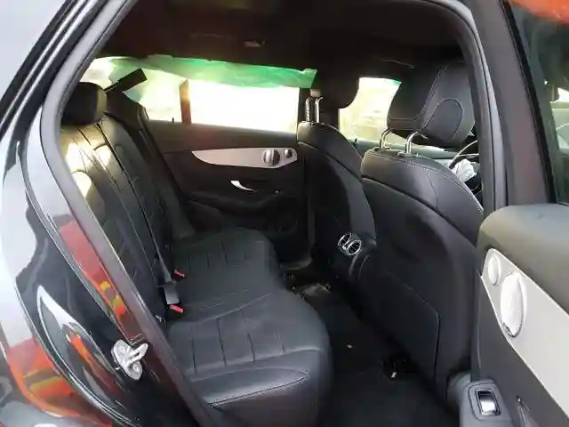 W1N0G8DB4LF814975 2020 MERCEDES-BENZ GLC 300-5