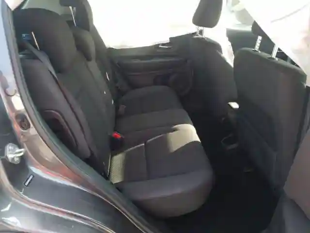 3CZRU6H32KG706571 2019 HONDA HR-V LX-5