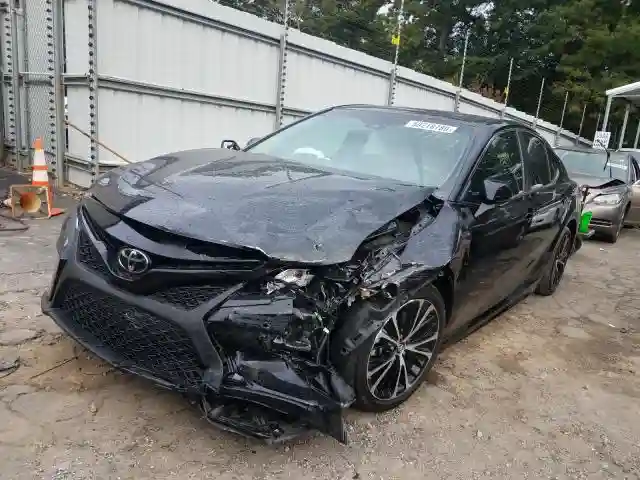 4T1B11HKXJU131217 2018 TOYOTA CAMRY L-1