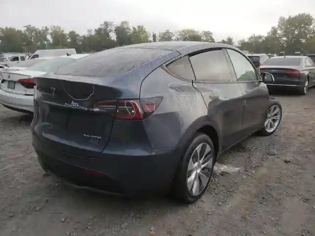 5YJYGDEE1LF031452 2020 TESLA MODEL Y-3