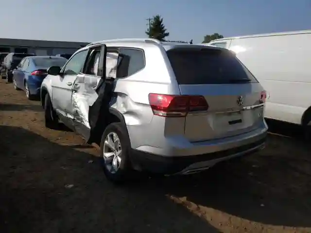 1V2AP2CAXJC582865 2018 VOLKSWAGEN ATLAS S-2